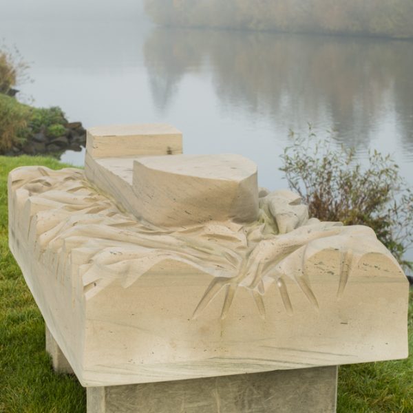 Skulptur "La Barca" von Pier Giorgio Balocchi an der Regnitz bei Bischberg. Foto: Thomas Ochs