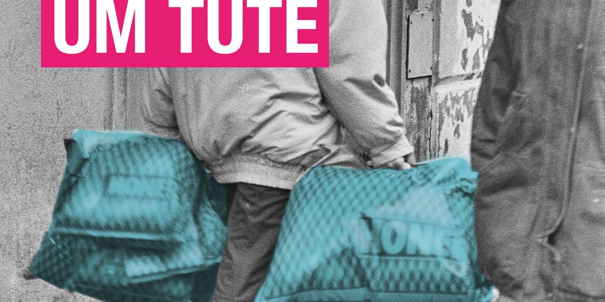 Poster für Ausstellung Tüte um Tüte