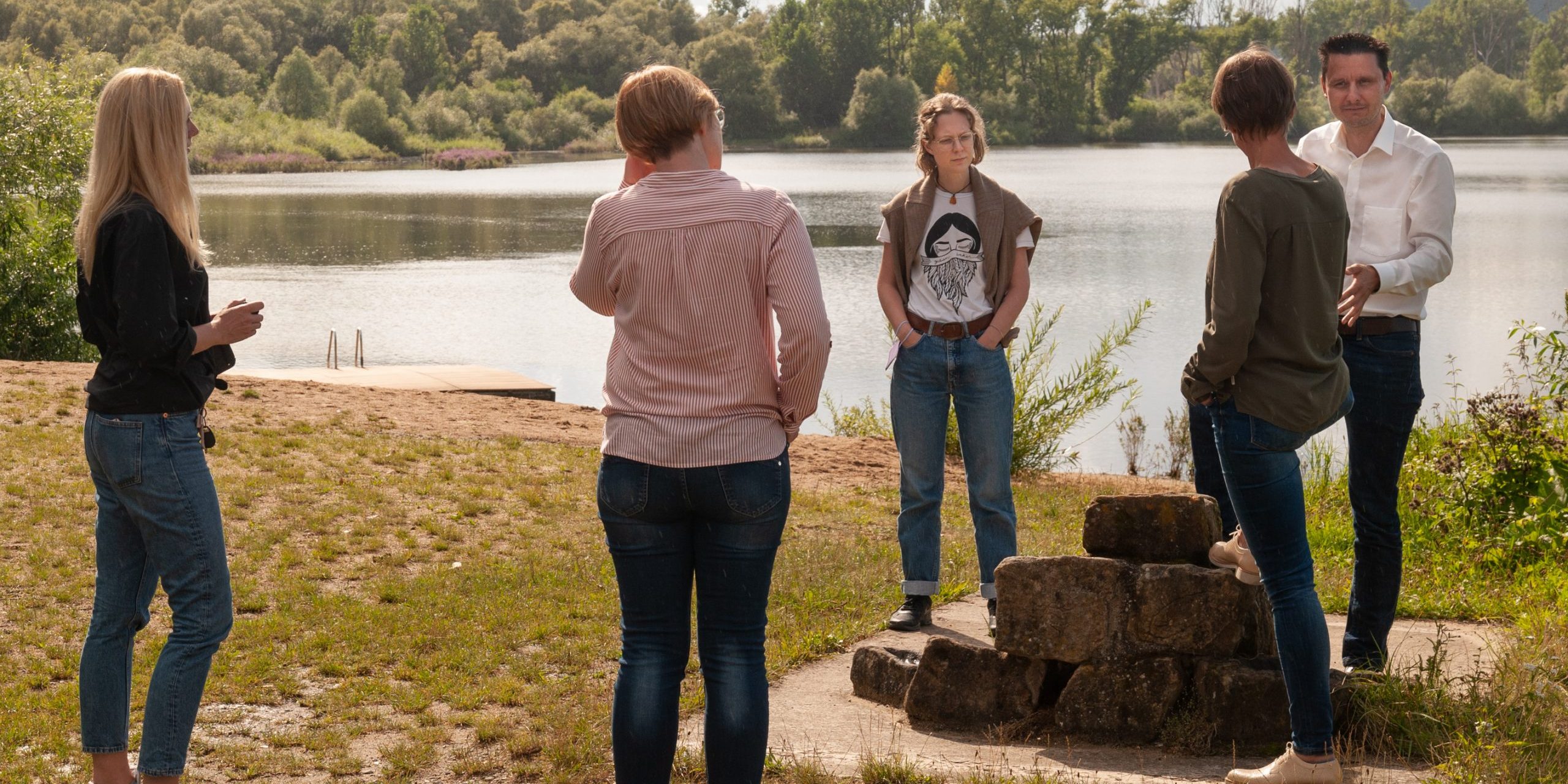 Zum Abschluss des Symposiums wurde vor Ort noch der Breitengüßbacher See besucht. Foto: Flussparadies Franken Zum Abschluss des Symposiums wurde vor Ort noch der Breitengüßbacher See besucht. Foto: Flussparadies Franken