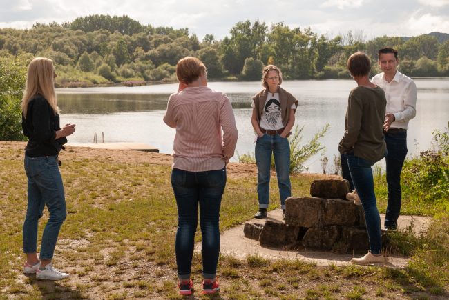 Zum Abschluss des Symposiums wurde vor Ort noch der Breitengüßbacher See besucht. Foto: Flussparadies Franken Zum Abschluss des Symposiums wurde vor Ort noch der Breitengüßbacher See besucht. Foto: Flussparadies Franken