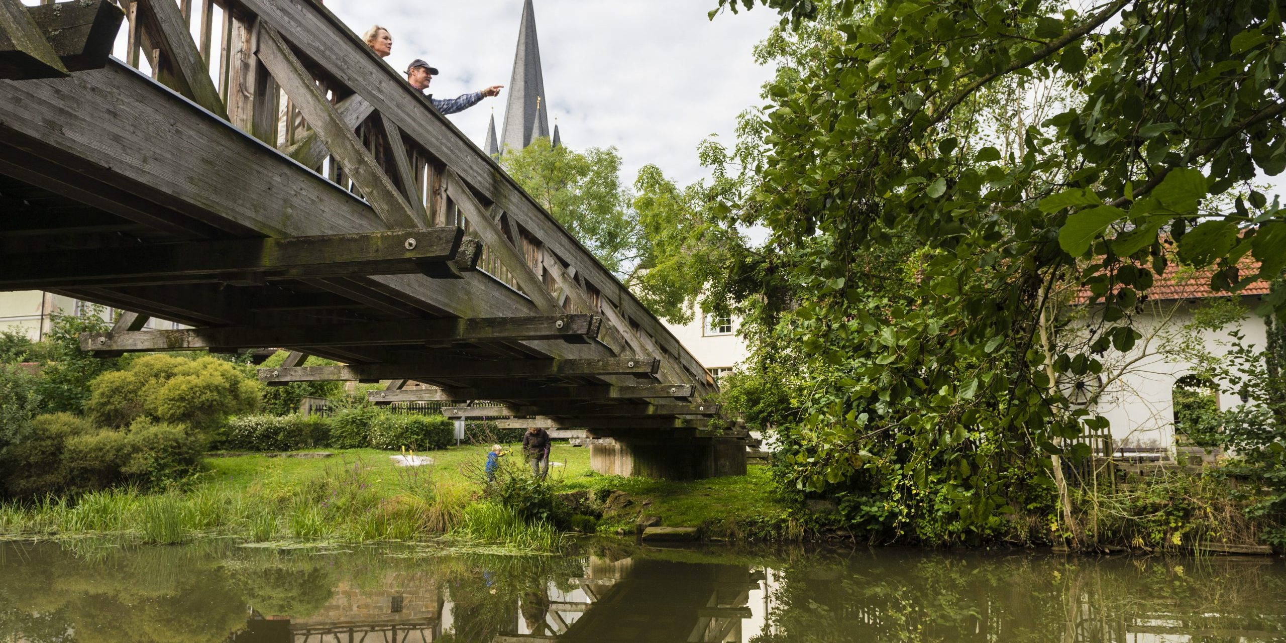 Die Mühlenbrücke in Baunach auf dem Sieben-Flüsse-Wanderweg. Foto: Andreas Hub