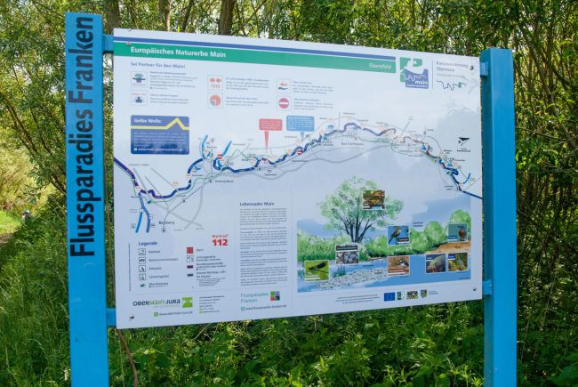 Infotafel zum Kanuwanderweg Obermain bei Ebensfeld. Foto: A. Schmitt