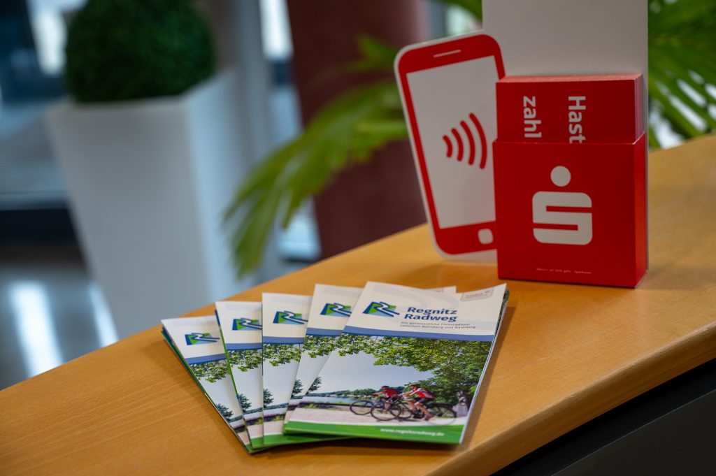 RegnitzRadweg Faltkarte in den Filialen der Sparkasse Bamberg.Quelle Jonas Simon Sparkasse Bamberg