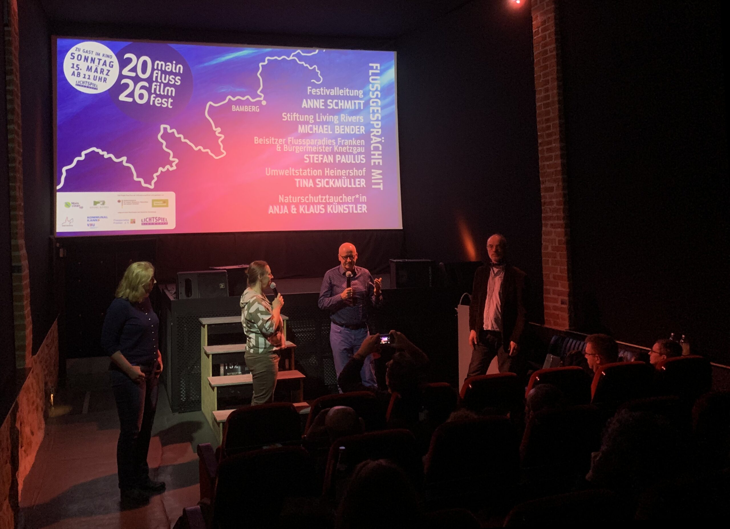 Beim FlussFilmGespräch im Bamberger Lichtspiel-Kino. Foto: Flussparadies Franken Beim FlussFilmGespräch im Bamberger Lichtspiel-Kino. Foto: Flussparadies Franken